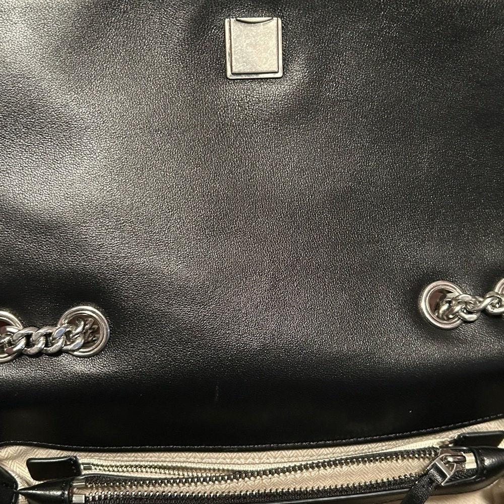 Tory Burch Kira Quilted Convertible Shoulder Bag - Picture 5 of 9